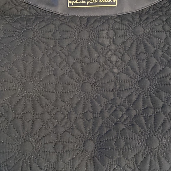 PETUNIA PICKLE BOTTOM BLACK CARRYALL - Picture 5 of 17